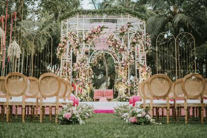 Mandap and Aisle / Walkway — Wedding decor — Alila Diwa Goa